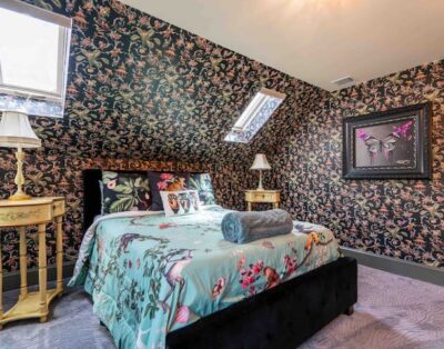 Posh Luxury Master Suite & Bath @ Blooming Heart